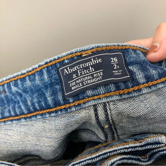 Abercrombie Zoe Straight Ankle Jeans - Picture 2 of 5